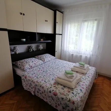 Varelija Апартаменты *