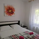 Varelija Apartment